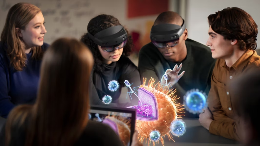 HoloLens 2